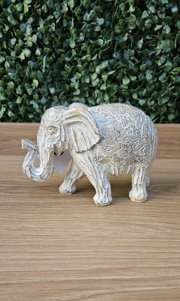  Elefante decorativo de resina - Image 3