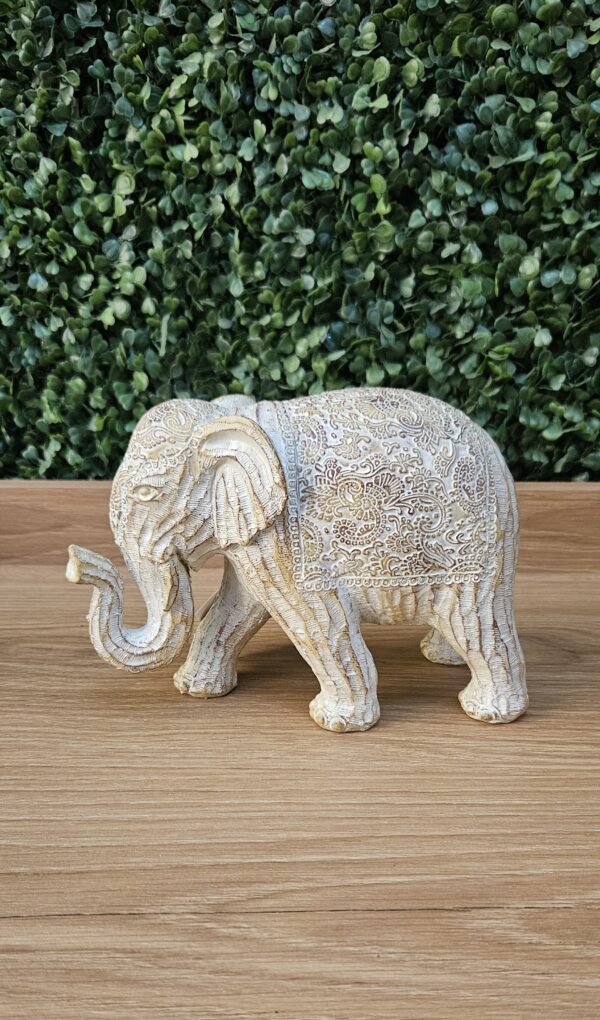  Elefante decorativo de resina - Image 2